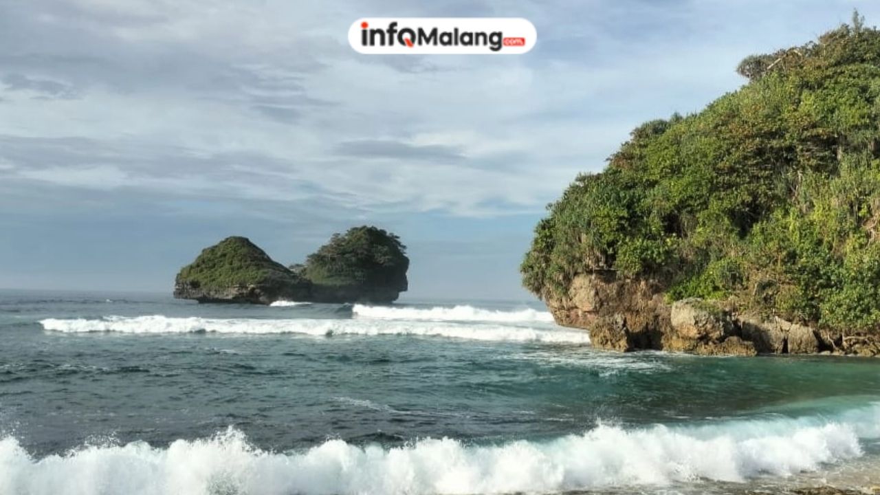 Panduan Eksplorasi Pantai Goa Cina, Spot Terbaik untuk Camping dan Foto Sunrise di Malang