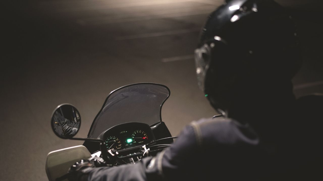 Pencarian Pemotor yang Tercebur ke Sungai Pujon Terus Dilakukan Tim Rescue Malang