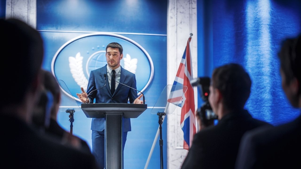 Menteri Adalah Penggerak Utama Pembangunan Sektoral