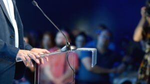 Memahami Tugas Wali Kota dalam Menentukan Arah Pertumbuhan Ekonomi dan Anggaran Kota