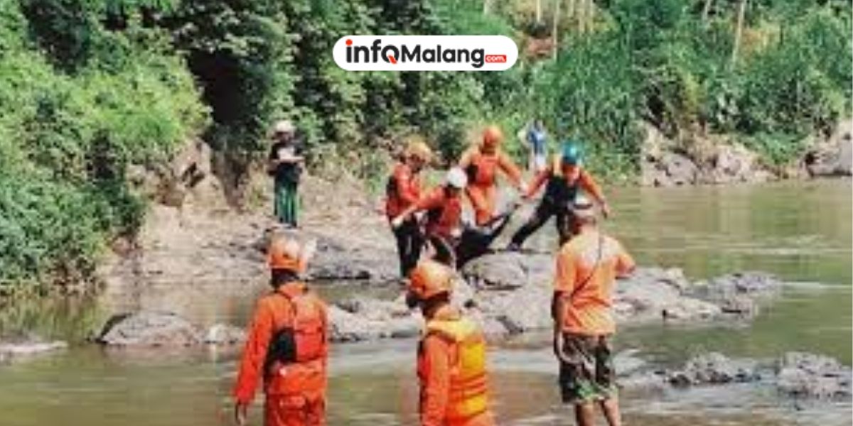 Pencarian Pemotor yang Tercebur ke Sungai Pujon Terus Dilakukan Tim Rescue Malang