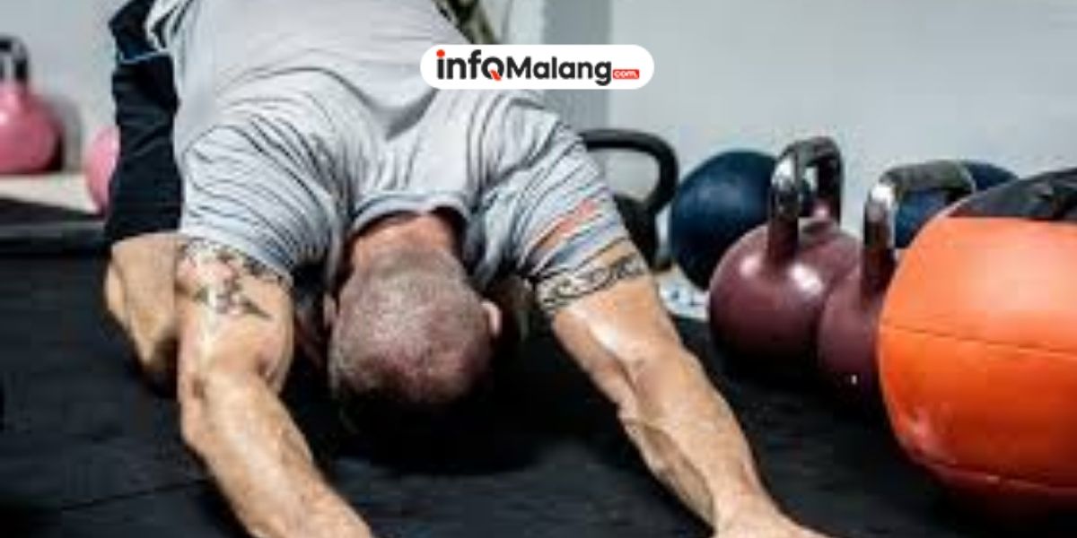 5 Manfaat Peregangan Sebelum Olahraga yang Melindungi Sendi dan Meningkatkan Kekuatan Pukulan/Lari