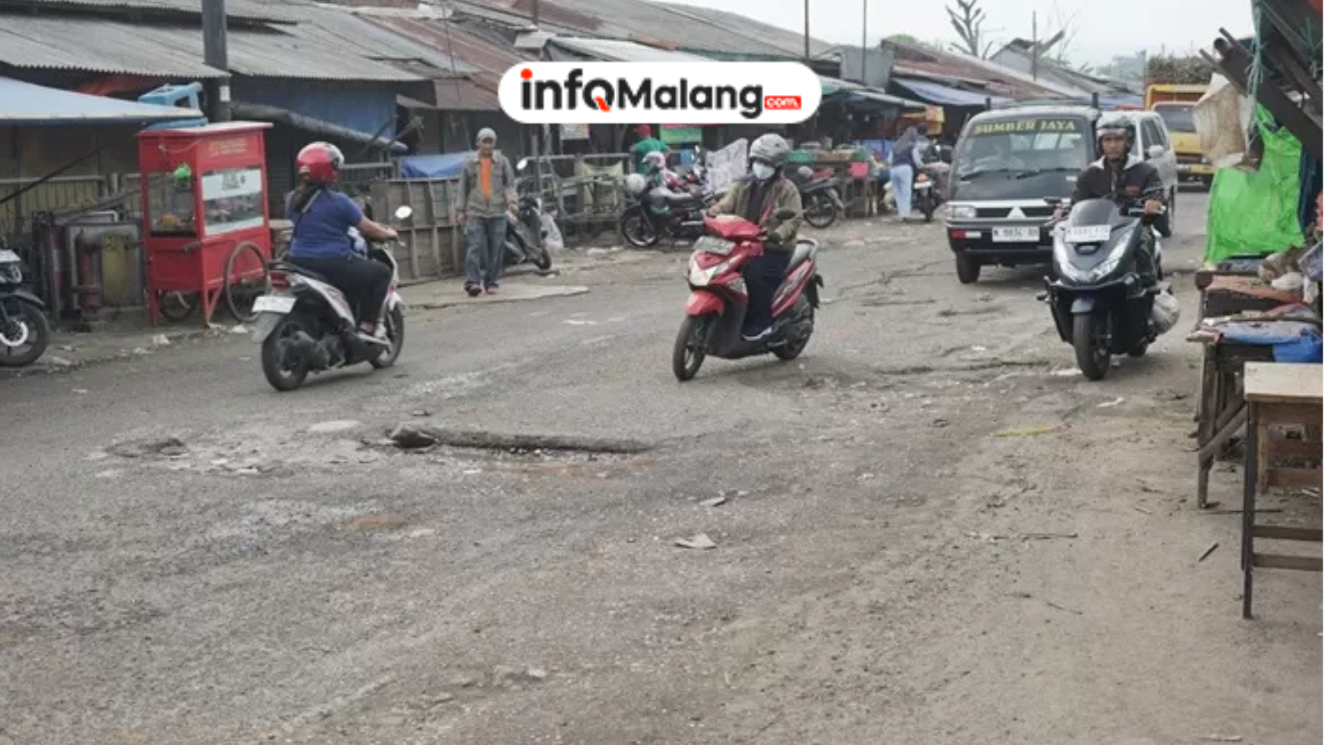 Jalan Pasar Gadang Kota Malang Mulai Diperbaiki Usai Lebaran