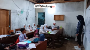 Potret Aktivitas Belajar SDN 4 Sukowilangun Saat Mengungsi Sementara