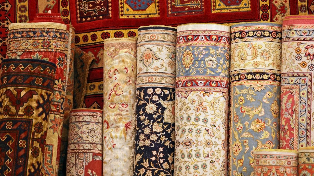 Faktor-Faktor yang Mempengaruhi Harga Karpet di Pasaran