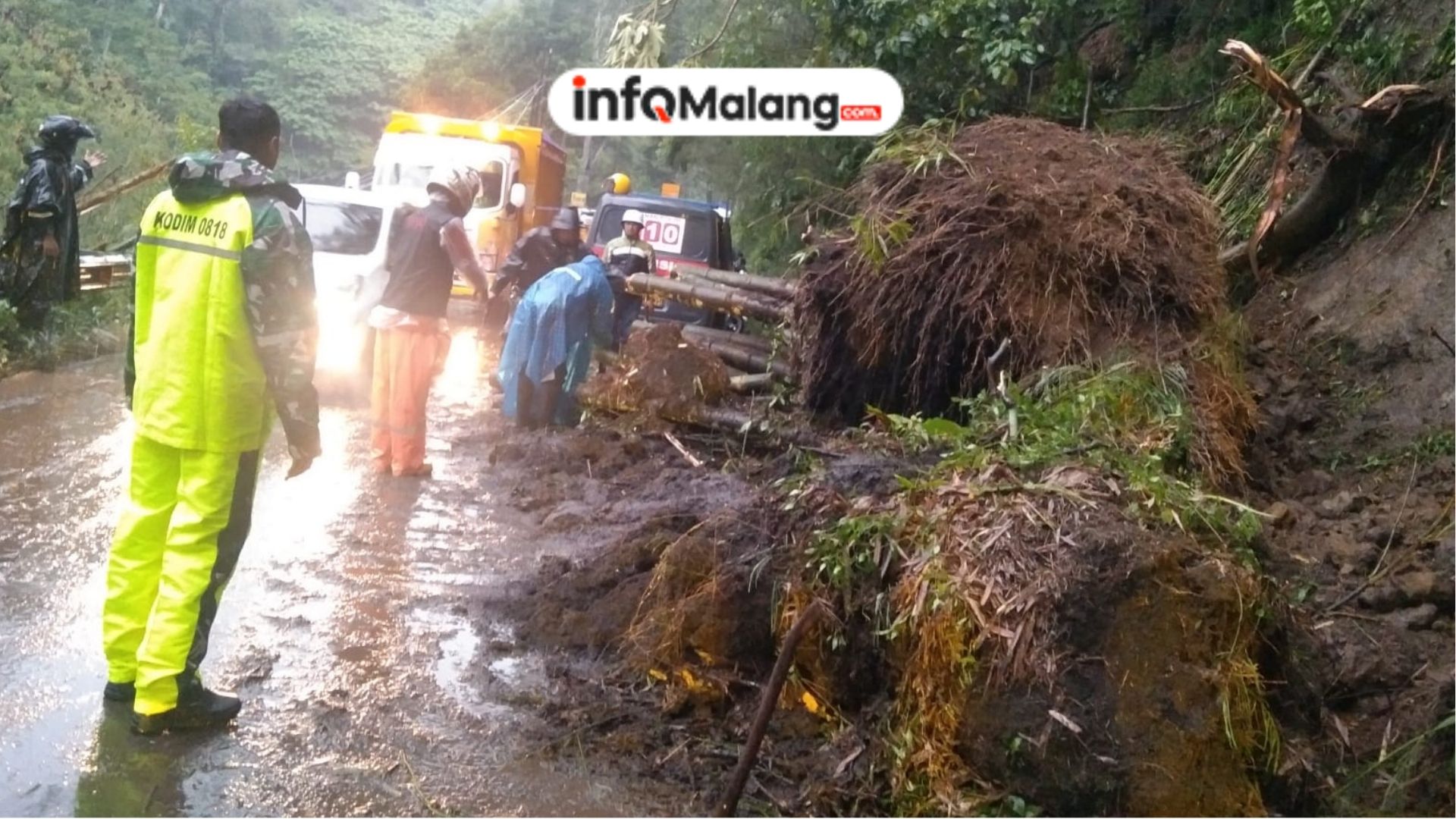 Breaking News: Akses Malang–Kediri Terganggu Akibat Longsor Tembok Penahan Tebing, Rabu 14 Januari 2026