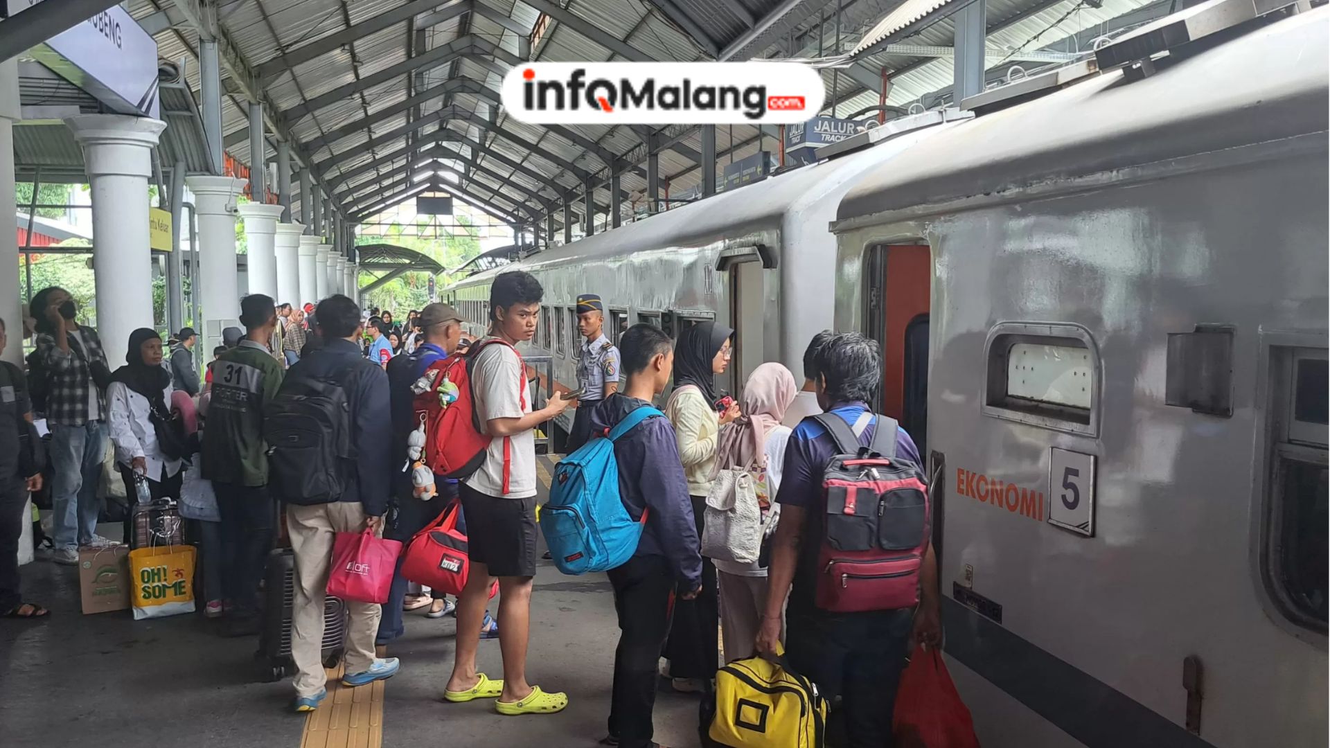 Libur Isra Mikraj Dorong Lonjakan Penumpang, Daop 8 Catat 5.563 Orang di Stasiun Malang