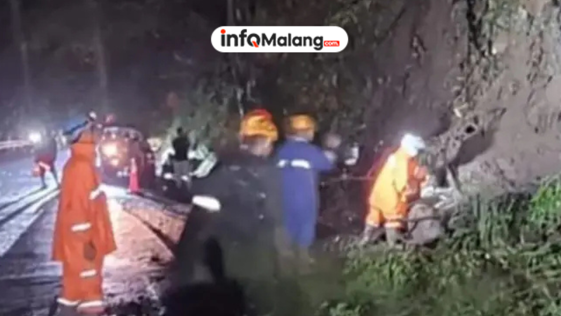 Longsor Payung 2 Sempat Lumpuhkan Jalur Malang–Kediri, Lalu Lintas Kini Normal