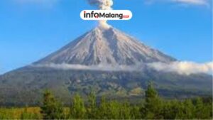 Gunung Semeru Kembali Erupsi 5 Kali dalam Sehari, Abu Capai 1 Km
