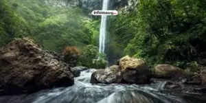 Anti Ribet! 5 Air Terjun di Malang yang Paling Mudah Diakses, Cocok untuk Liburan Keluarga