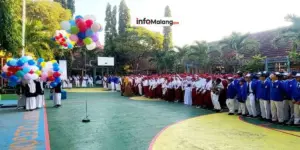 Balon MPLS SMPN 7 Malang Terbang hingga Trenggalek, Warga Terheran-Heran!