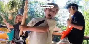 Band Anak-Anak Ini Syuting Video Musik Pakai Kamera Pintu Rumah, Hasilnya Bikin Kagum