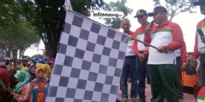 Bupati Malang Lepas Ribuan Peserta Gerak Jalan Sehat dalam Rangka HUT PGRI ke-79