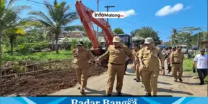 Bupati Malang Tinjau Proses Perbaikan Jalan Gondanglegi-Balekambang, Target Rampung 2026