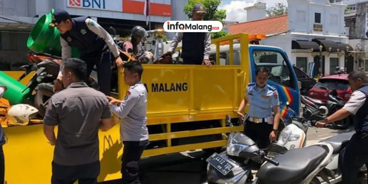 Dishub Kota Malang Tertibkan Jalur Sepeda: Lima Mobil Ditindak, Pedagang Juga Kena Tegur