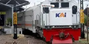 Empat Kereta Tujuan Malang Tertahan Akibat Banjir di Semarang