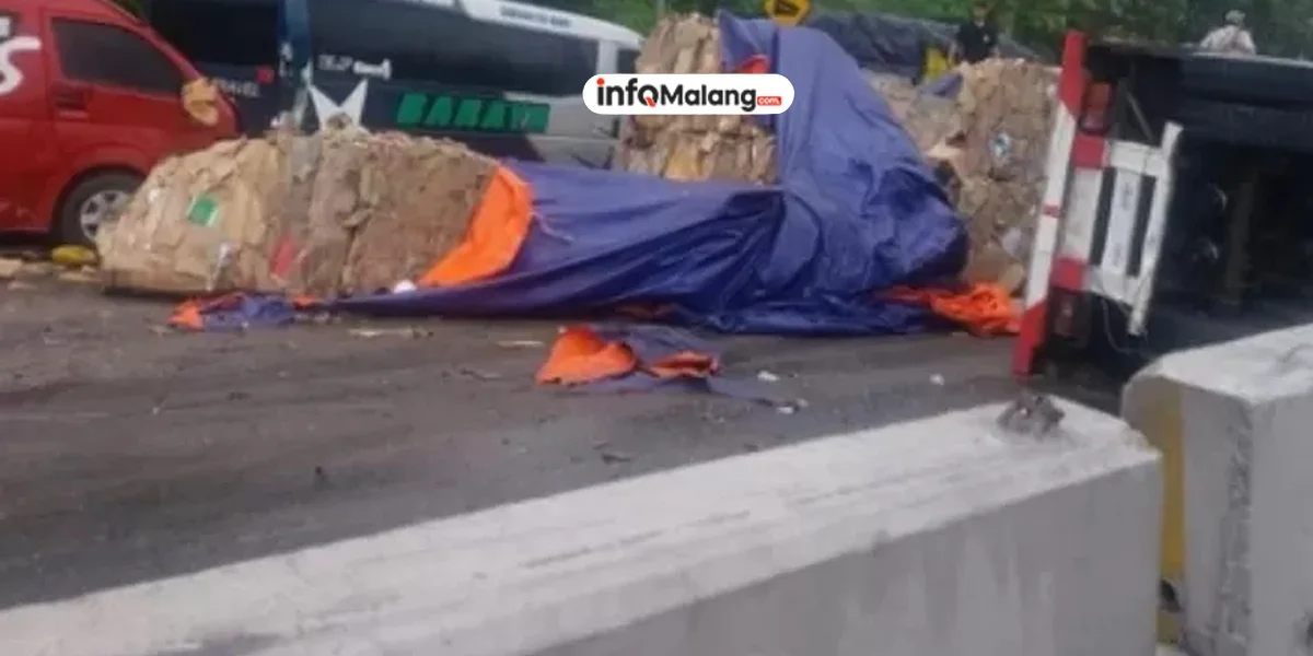 Evakuasi Terkendala, Kecelakaan Beruntun di Tol Cipularang Libatkan 16 Kendaraan