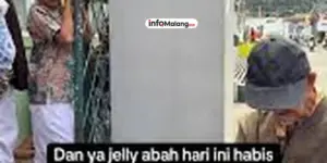 Guru Perempuan ini Borong Jeli Dagangan Bapak Tua, Langsung Dibagikan ke Murid SD