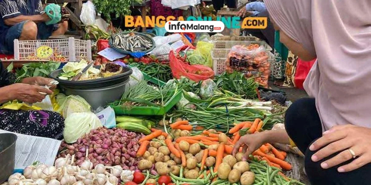 Harga Sembako Kota Batu Goyang: Cabai Besar Melambung, Tomat Terjun Bebas!