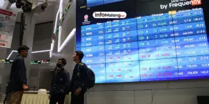 IHSG Ambruk Tajam! Saham Bank Raksasa Terseret!