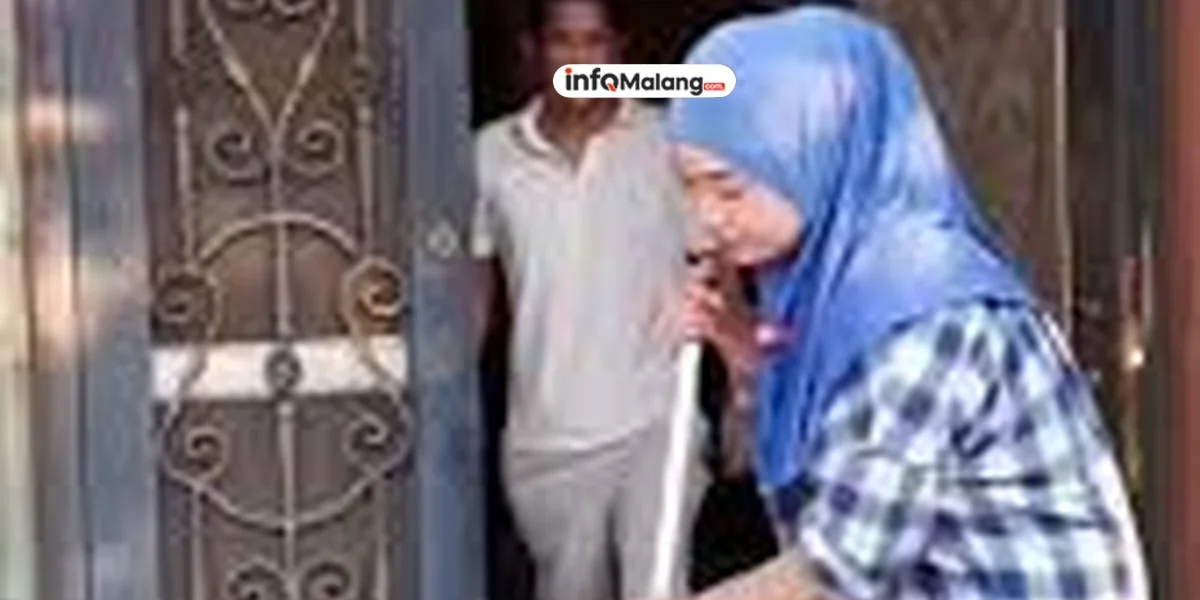 Istri Prank Suami dengan Cosplay Kuntilanak, Aksinya Bikin Netizen Ngakak