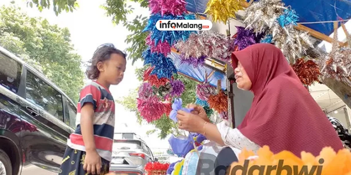 Jelang Maulid Nabi, Pedagang Jajanan Tradisional di Malang Panen Rezeki