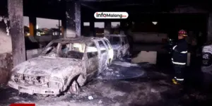 Kebakaran Hebat di Pasar Comboran Malang, 11 Mobil Hangus Terbakar