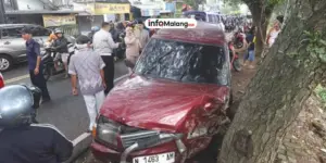 Kecelakaan Mobil Toyota Kijang di Malang, Diduga Sopir Mengantuk