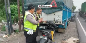 Kecelakaan Tragis di Kota Malang: Balita Tewas Saat Dibonceng di Depan, Tabrak Truk Parkir