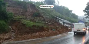 Kelok 9 Jalur Lintas Selatan Malang Longsor Lagi, Warga Diminta Waspada