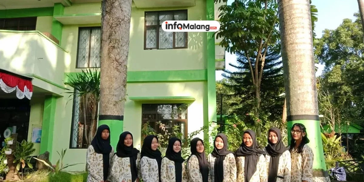 Kemeriahan Perayaan Kemerdekaan di SMKN 1 Malang