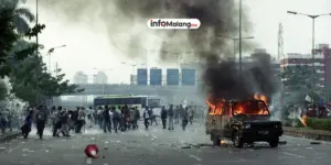 Kerusuhan Politik Guncang Investor, Saham dan Rupiah Indonesia Terpuruk