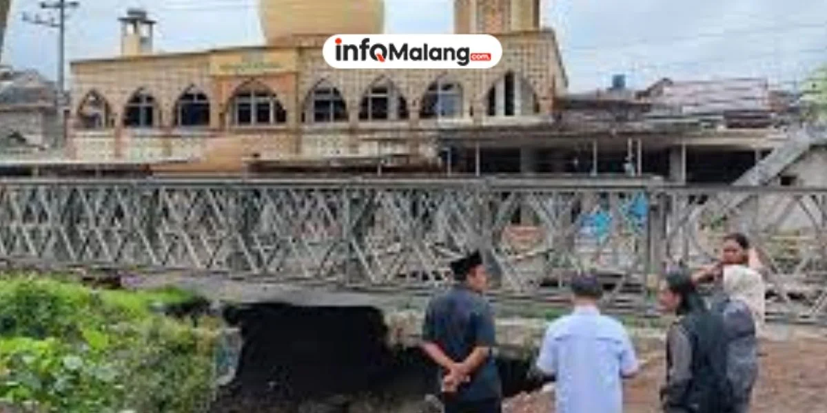 Komisi C DPRD Kota Malang Tinjau Pembangunan Jembatan Bailey Sonokembang