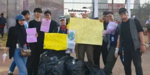 Konten Kreator Jerhemy Nemo Ikut Demo dengan Aksi Bersih-Bersih