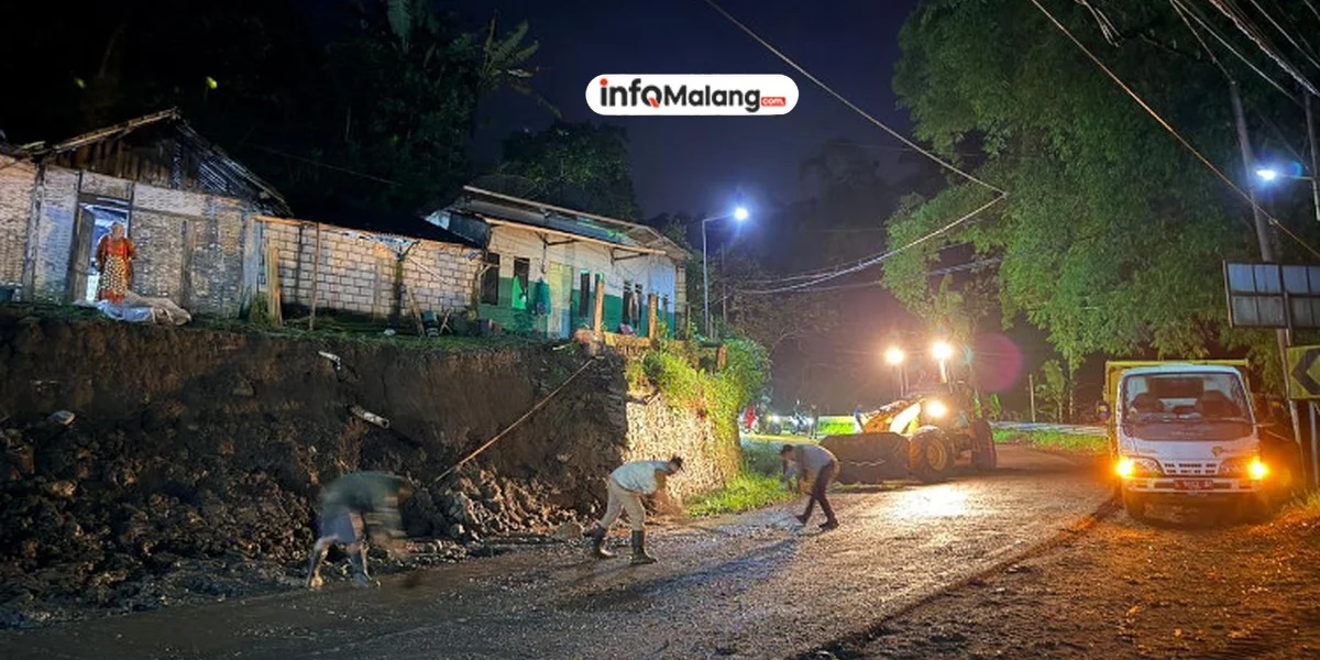 Longsor di Pujon Lumpuhkan Jalur Malang-Kediri