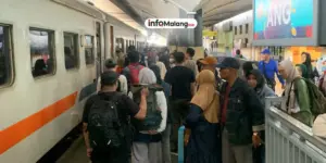 Lonjakan Penumpang Kereta Api Warnai Libur Tahun Baru 2025 di Stasiun Malang
