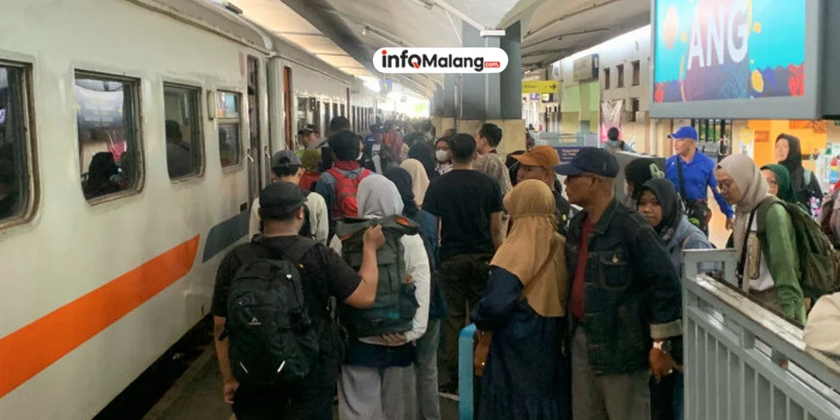Lonjakan Penumpang Kereta Api Warnai Libur Tahun Baru 2025 di Stasiun Malang
