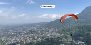 Menjelajah Keindahan Malang Raya dengan Wisata Paralayang