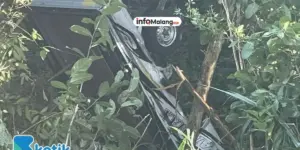 Mobil Masuk Jurang di Malang, Penumpang Alami Luka-Luka