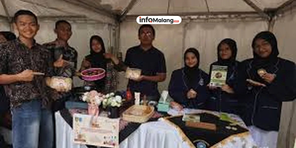 Momen Kreatif Siswa-Siswa Ini Manfaatkan Jam Kosong dengan Adakan Lomba Kicau Mania