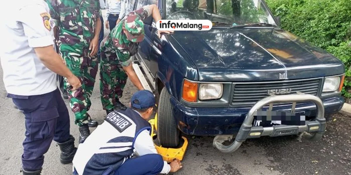 Operasi Gabungan Dishub Kota Malang Tertibkan Parkir Liar di Sekitar RSSA