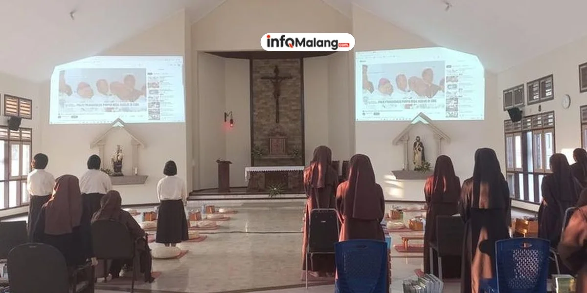 Para Suster Karmel Malang Khusyuk Ikuti Misa Paus Fransiskus via “Streaming”