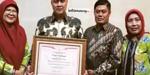 Pj Wali Kota Malang Terima Penghargaan Inovasi Pelayanan Publik dari Kemen PAN-RB