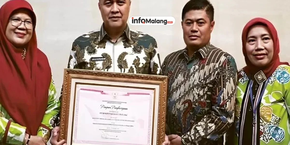 Pj Wali Kota Malang Terima Penghargaan Inovasi Pelayanan Publik dari Kemen PAN-RB