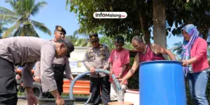 Polres Malang Salurkan Air Bersih untuk Warga Dua Kecamatan yang Alami Kekeringan