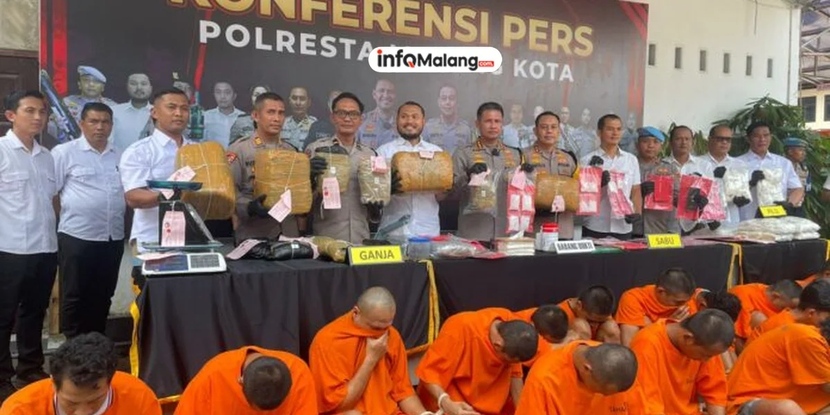 Polresta Malang Kota sita 41,8 kilogram ganja dan 151.195 pil dobel L