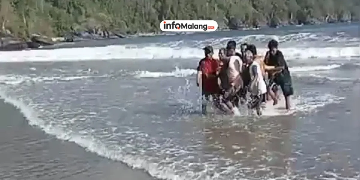 Remaja Tenggelam di Pantai Perawan, Satu Orang Tewas