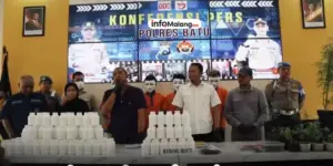 Sarjana Pertanian Malang Ditangkap Budidayakan Ganja di Rumahnya