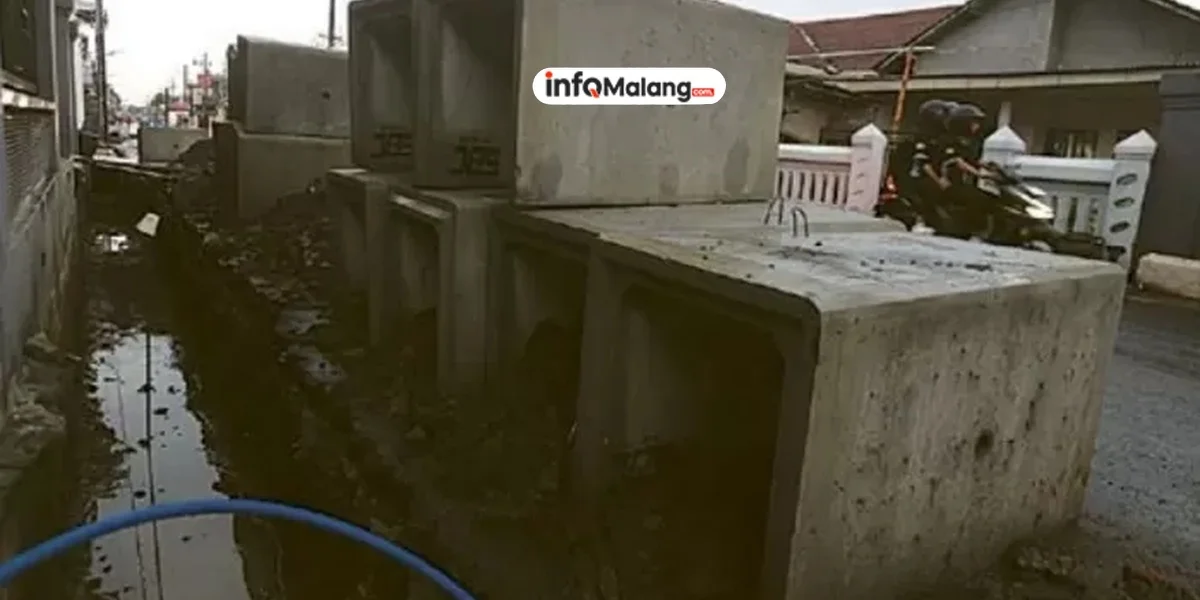 Sering Hujan Deras, Kebut Pengerjaan Drainase di Jalan Kyai Parseh Jaya Kota Malang