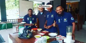 Siswi di Malang Berbagi Jatah Makan Bergizi Demi Sang Adik